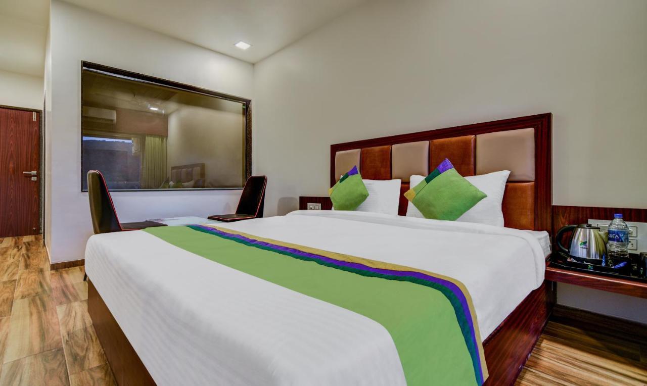 Treebo Trend Khushi River Side Retreat Hotel Mahābaleshwar Buitenkant foto